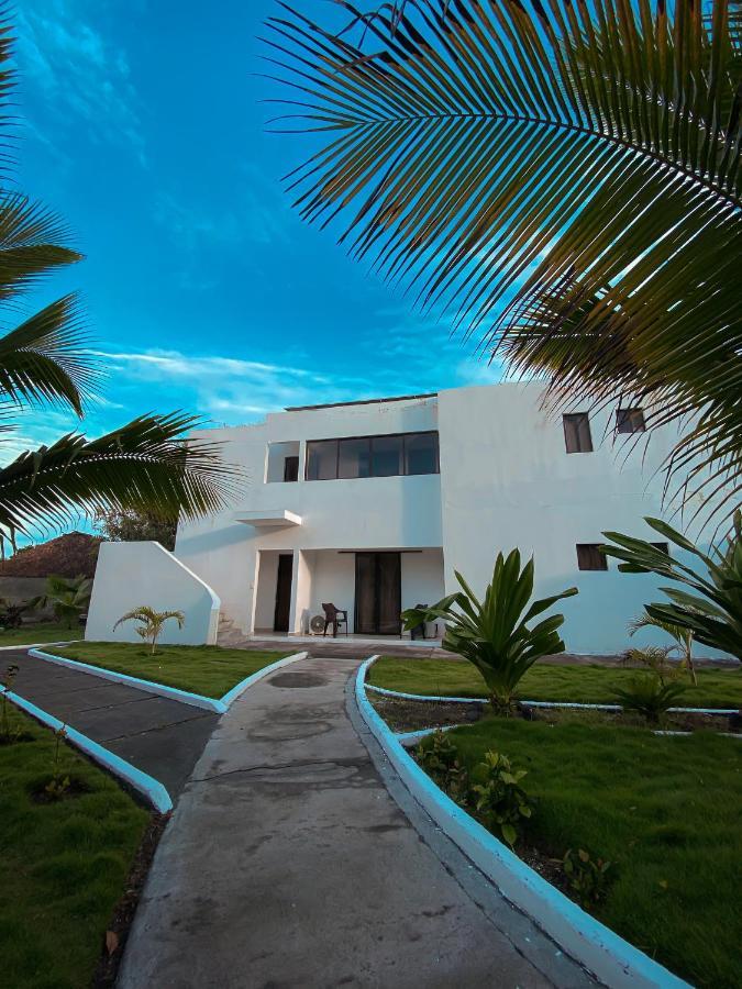 Hotel Maya Jade Хавай Екстериор снимка
